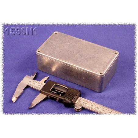 Hammond 1590N1