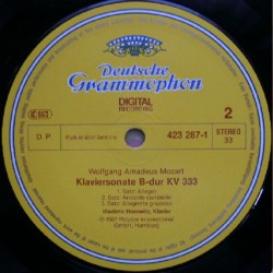 Horowitz Plays Mozart: Piano Concerto No. 23 K. 488/Piano Sonata K. 333, Orch. Teatro Alla Scala, Giulini, LP, DG 028942328716