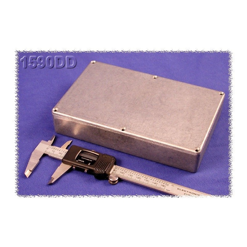 Hammond 1590DD
