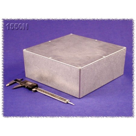Hammond 1550N