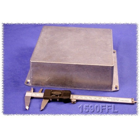 Hammond 1590FFL