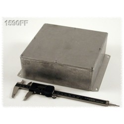 Hammond 1590FF