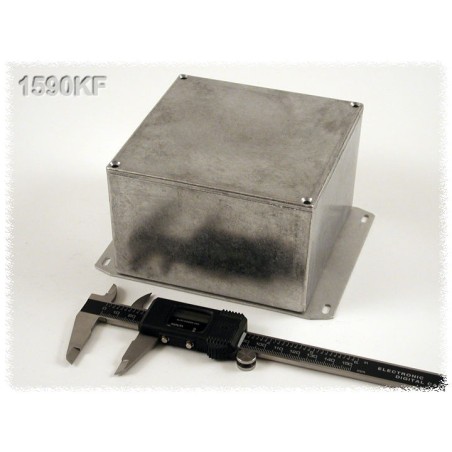 Hammond 1590KF