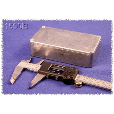 Hammond 1590WB
