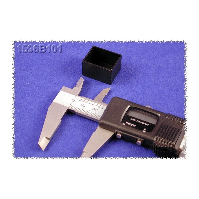 Hammond 1596B101