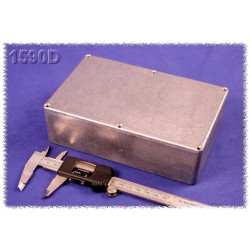 Hammond 1590D