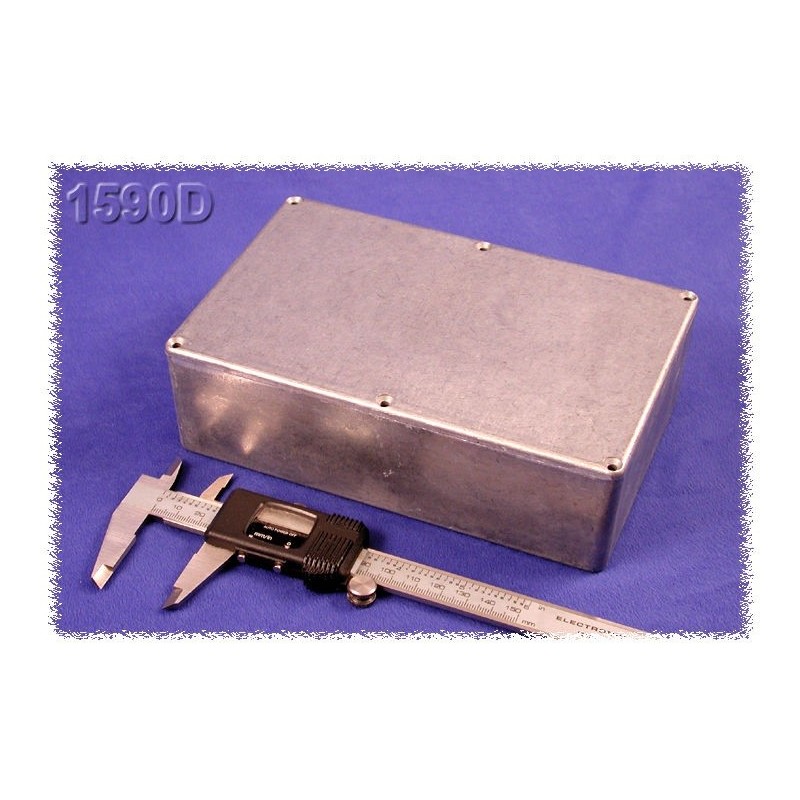 Hammond 1590D